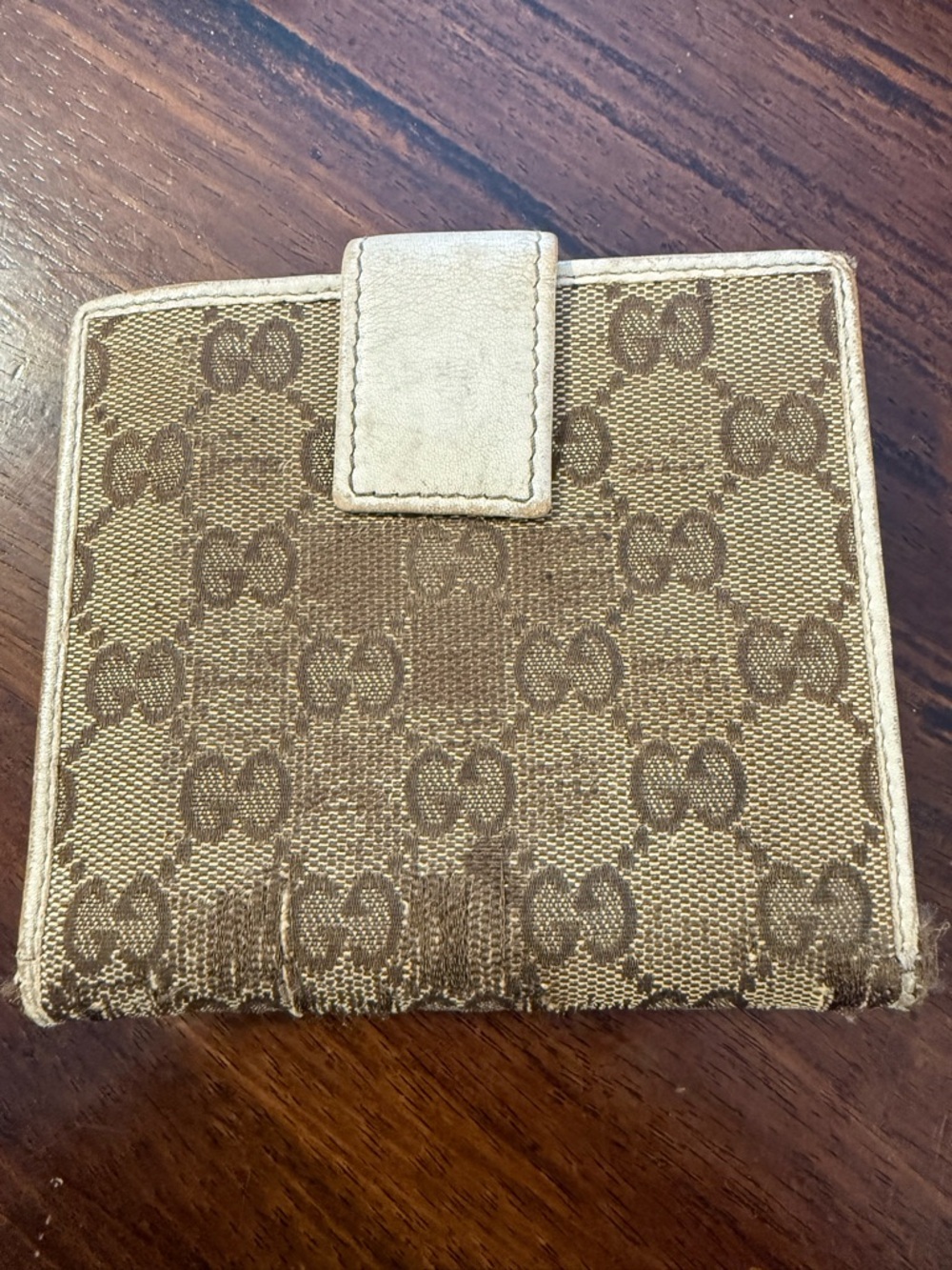 Gucci Monogram GG Marmont Bifold Wallet - Picture 2 of 8